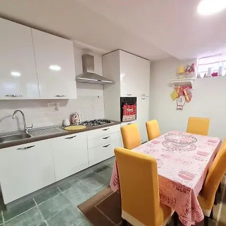 Apartment Rainbow Novi Vinodolski